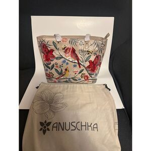 Women's Anuschka Leather Hand Painted "Cardinal Family" 698-CDF Shoulder Handbag